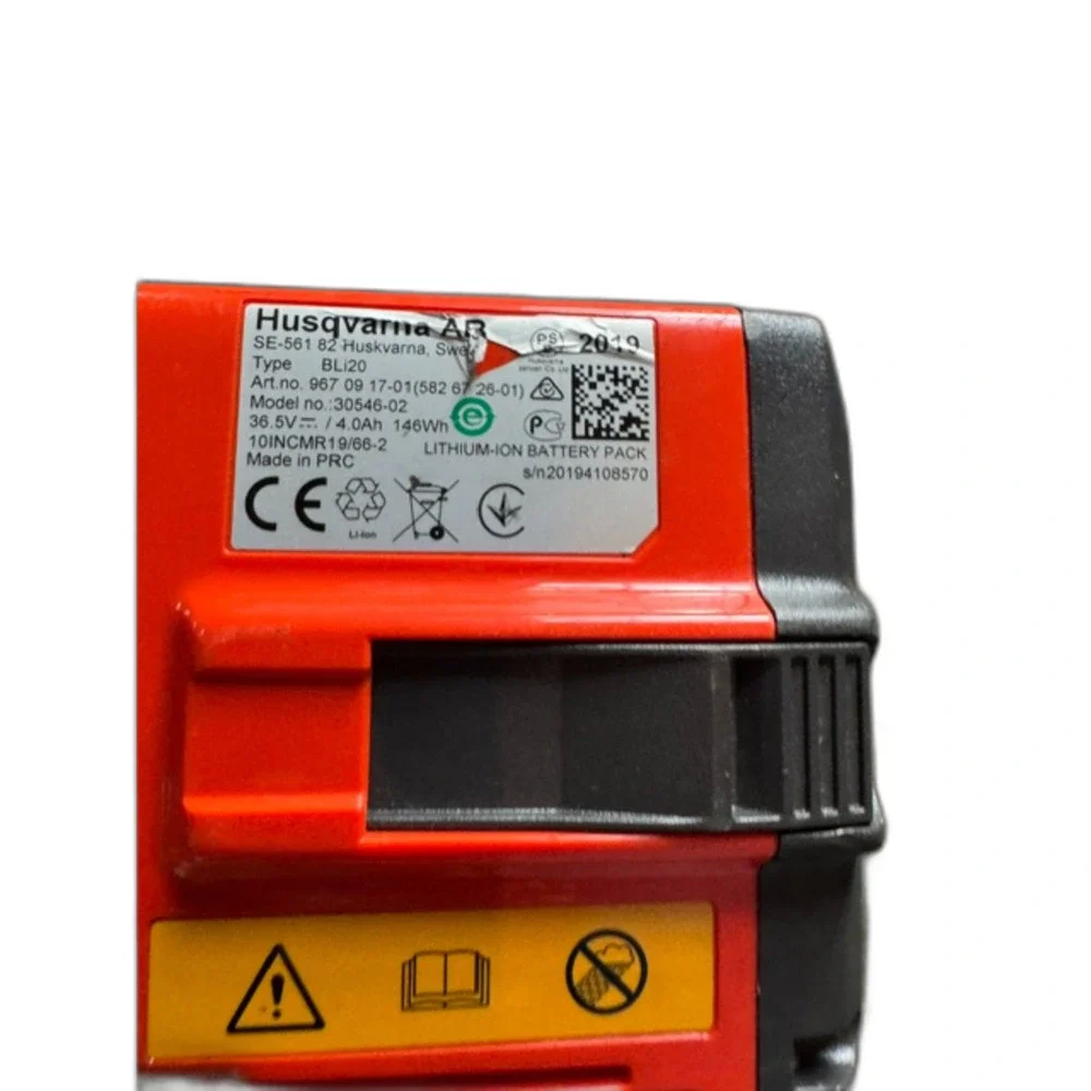 Husqvarna BLi20 Rechargeable Battery For Multitool Power Heads 40V